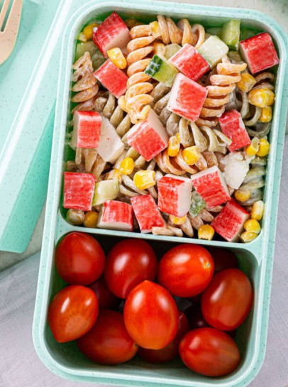 Salada de Delícias do Mar com Massa e Vegetais