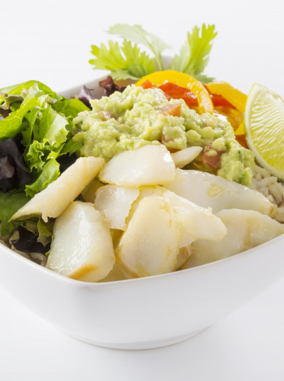 Bowl de Bacalhau com Guacamole e Pimentos