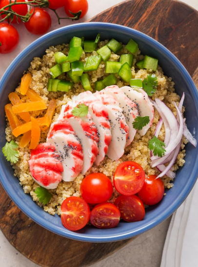 Bowl de Quinoa e Delícias em forma de Lagosta