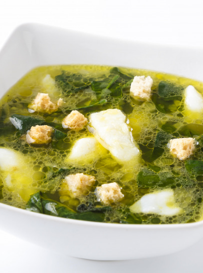 Caldo de Bacalhau com Espinafres