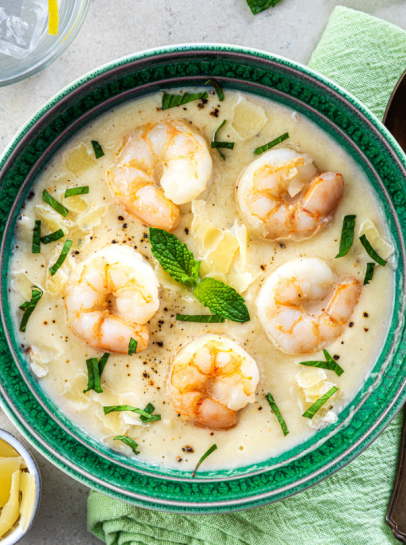 Creme de Espargos com Camar&atilde;o ao Parmes&atilde;o e Hortel&atilde;