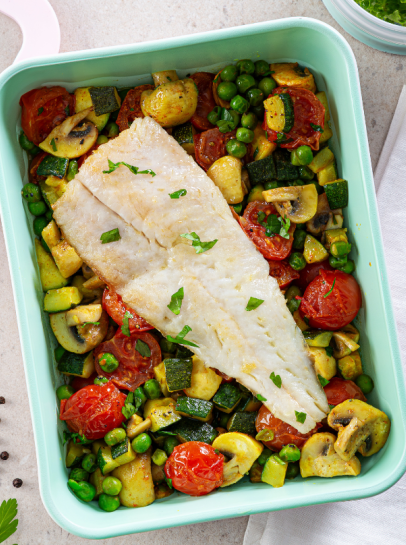 Filetes de Pescada com Legumes Salteados &agrave; Curcuma