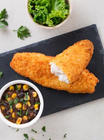 Filetes XL com Estufado de Feijão Preto e Milho