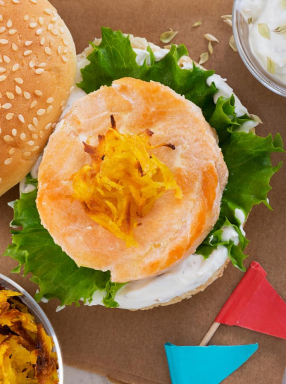 Fishburger de Salmão com Molho de Queijo e Orégãos