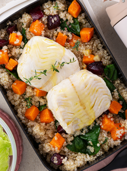 Medalh&otilde;es de Pescada com Quinoa de Legumes de Outono
