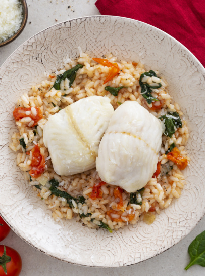 Medalhões de Pescada com Risoto de Espinafres e Tomate