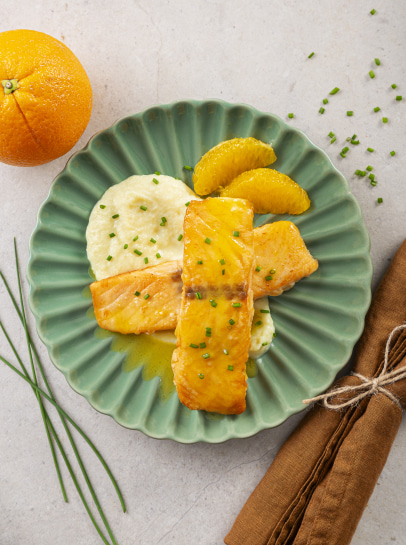 Medalhões de Salmão com Laranja ao Cebolinho