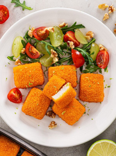Nuggets de Pescada com Salada de Uvas e Tomate &agrave; Lima
