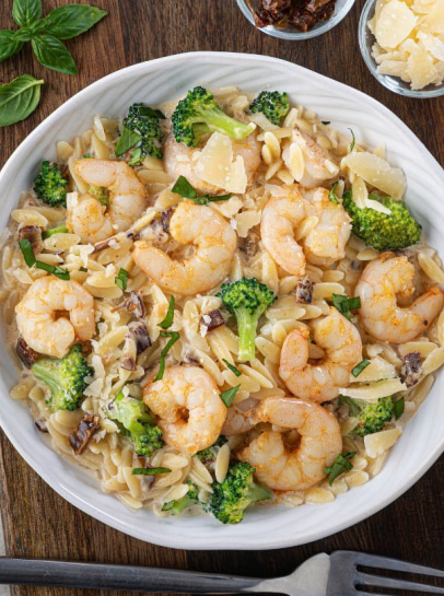 Orzo Cremoso com Camar&atilde;o e Br&oacute;culos