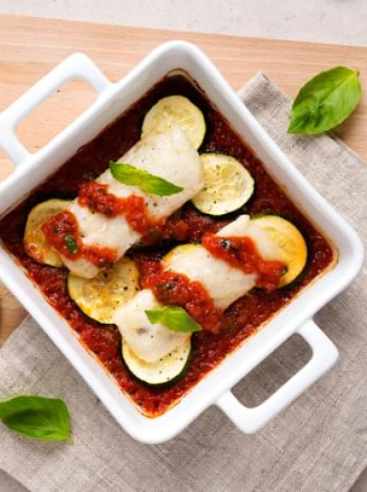 Pescada no Forno com Curgete e Molho Marinara