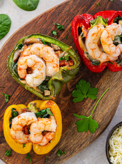 Pimentos Recheados com Miolo de Gamb&atilde;o, Legumes e Mozarela