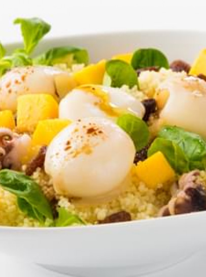 Salada de Cuscuz com Chocos, Canónigos e Manga