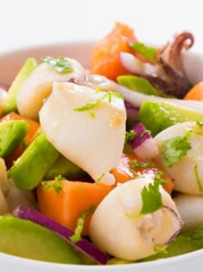 Salada de Lulas com Papaia e Abacate