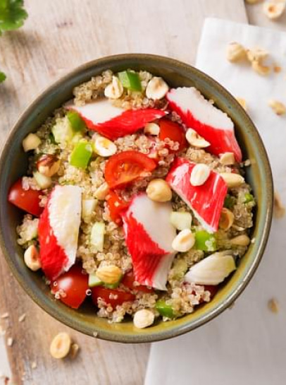 Salada de Quinoa com Lombinhos do Mar às Avelãs