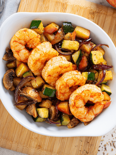 Salteado de Gambão com Maçã e Legumes