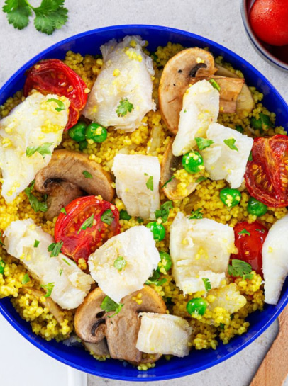 Bacalhau com Cuscuz ao Açafrão de Legumes Salteados