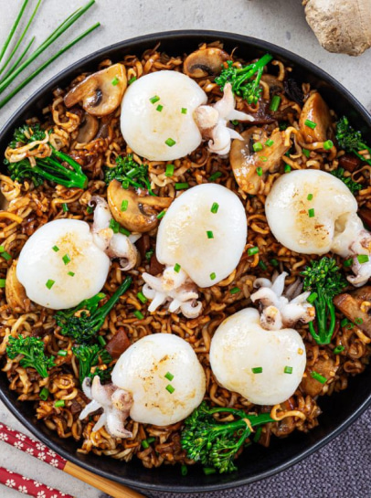 Noodles no Wok com Chocos e Legumes