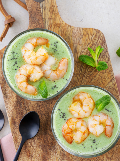 Sopa Fria De Pepino Com Camar&atilde;o Salteado