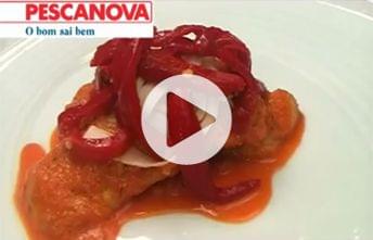 Pescada com Pimentos e Molho de Caranguejo