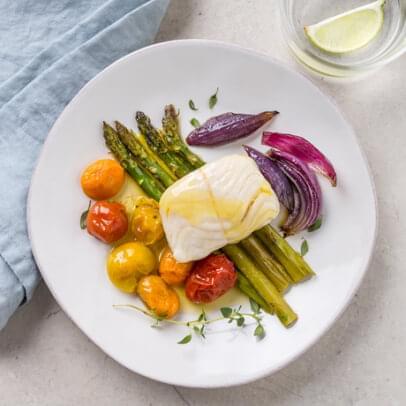 Pescada no Forno com Vegetais ao Tomilho